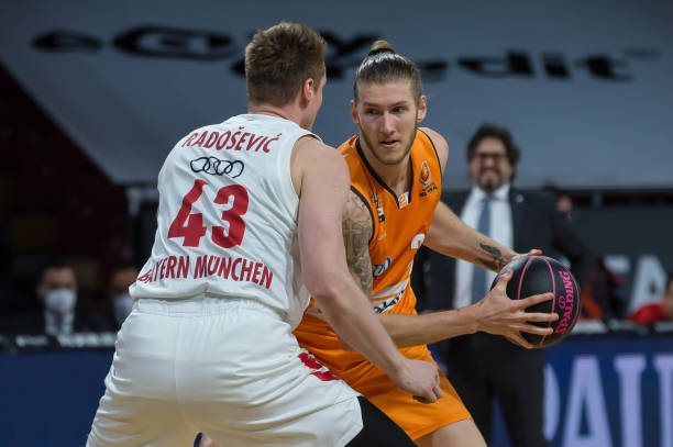 作用让整场 作用让整场