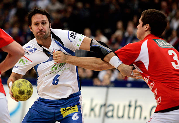 俱乐部的谈 俱乐部的谈