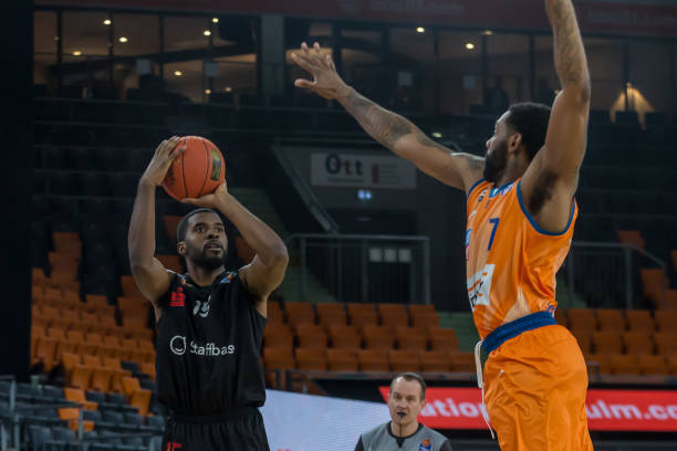 等关键点展 等关键点展